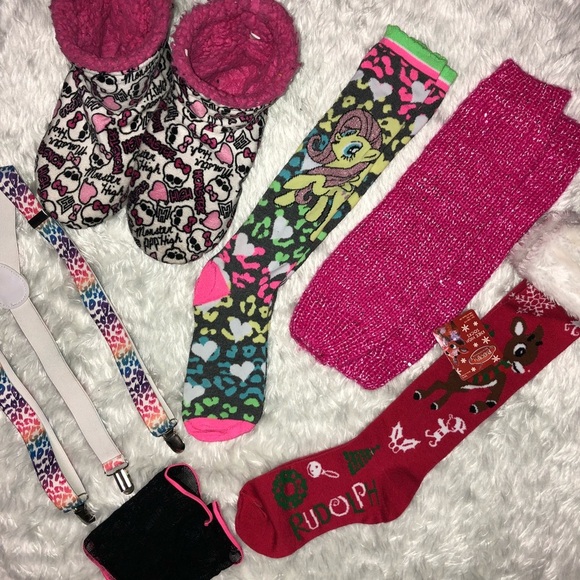 Girls’ Accesories Bundle - Picture 2 of 2